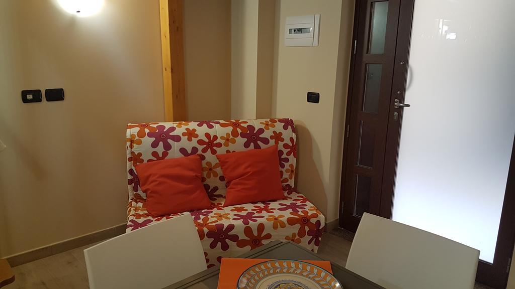 Loft Al Vicoletto Sul Mare Lägenhet Letojanni Exteriör bild